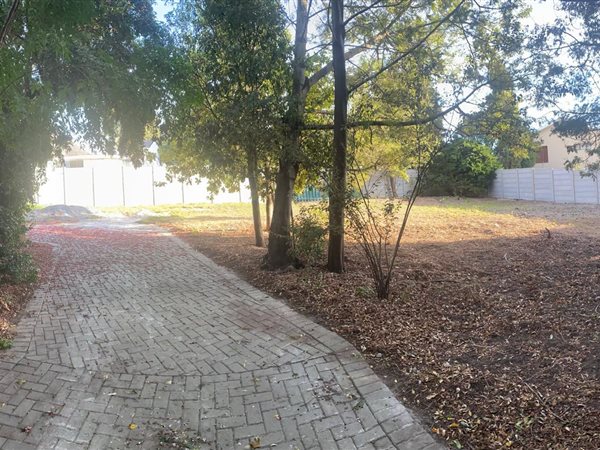 500 m² Land 500 m² Land