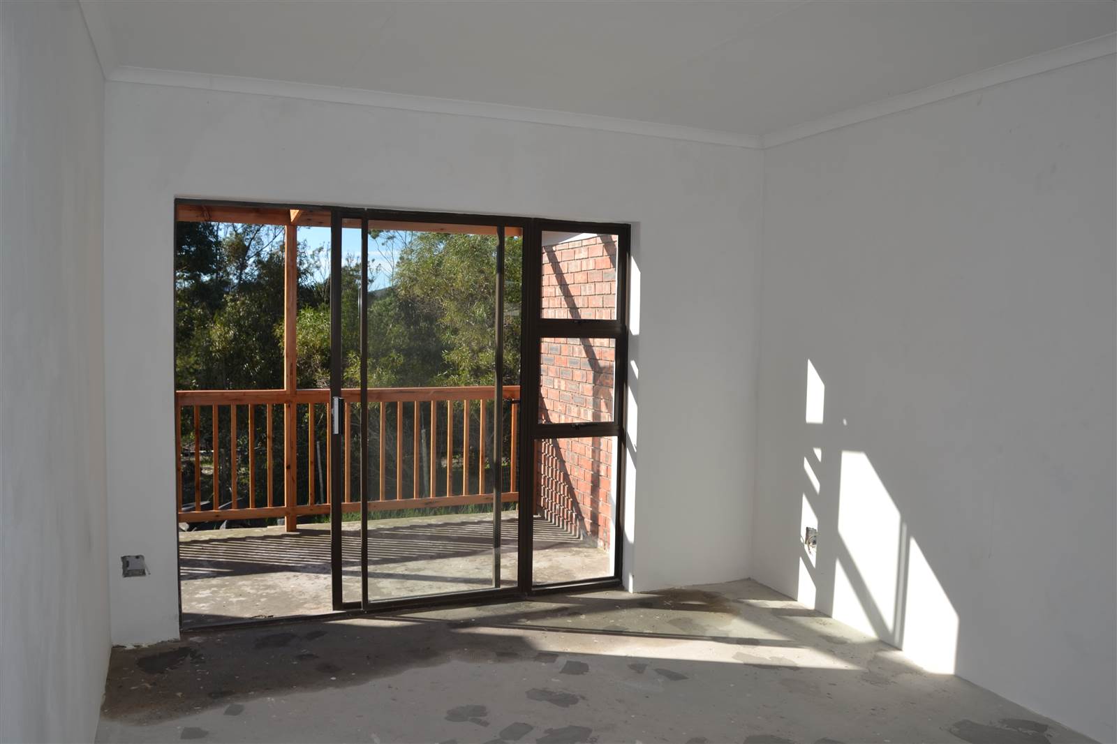 3 Bed House in Albertinia photo number 8