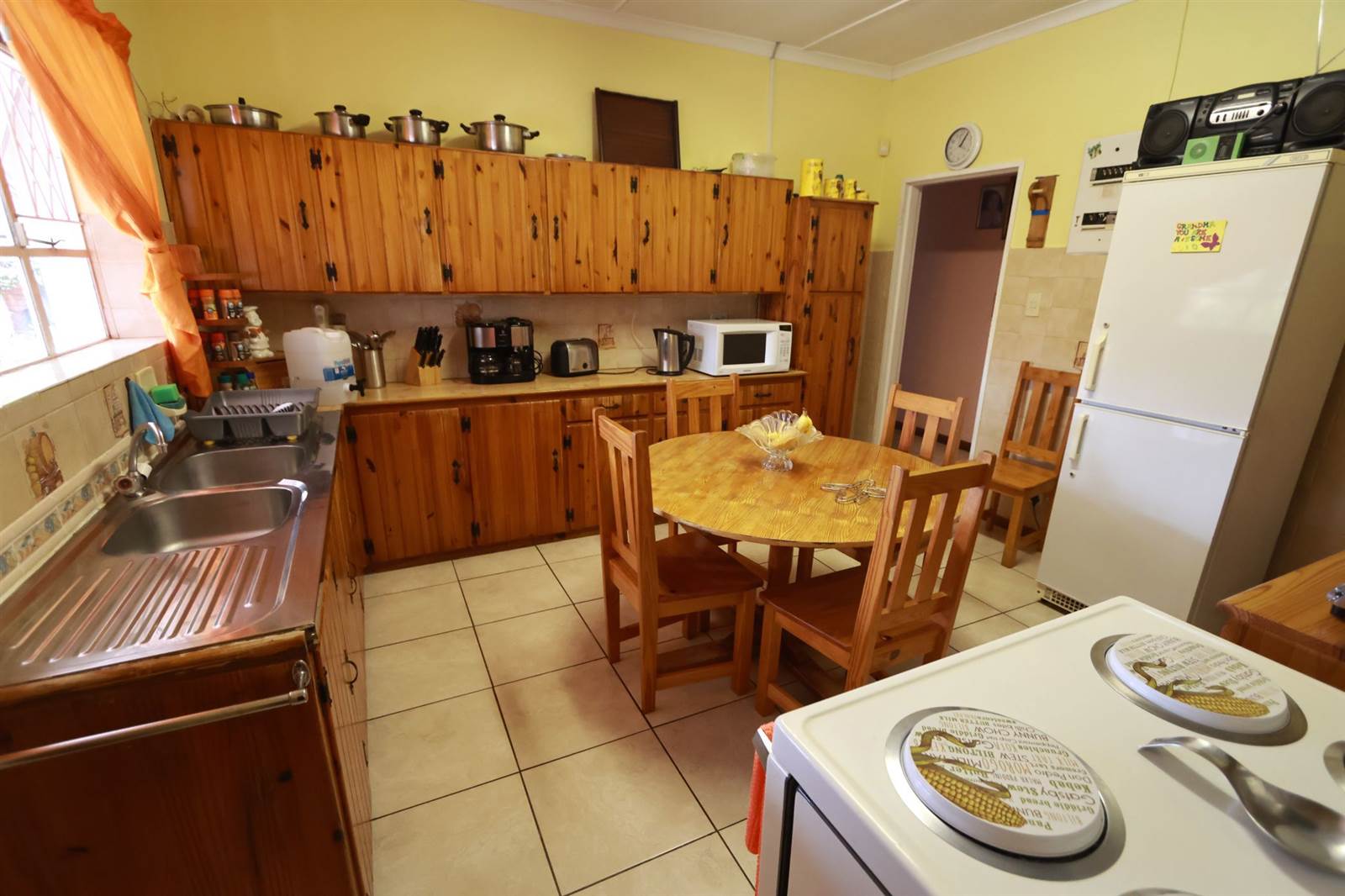 4 Bed House in Retief photo number 8