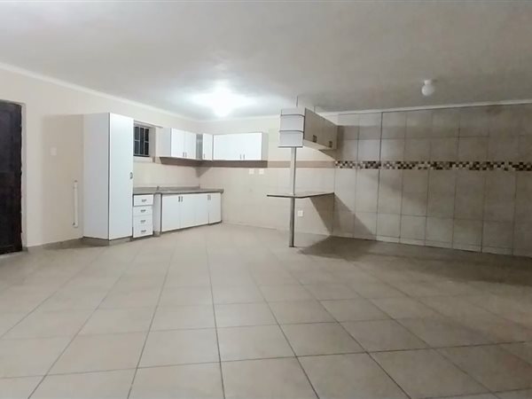 2 Bed Apartment in Havenside