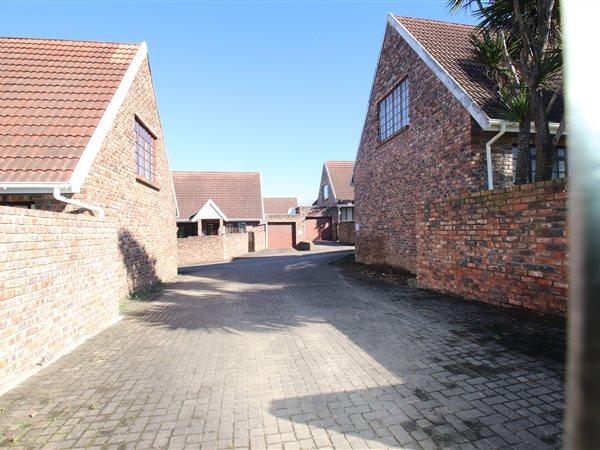 3 Bedroom House 3 Bedroom House