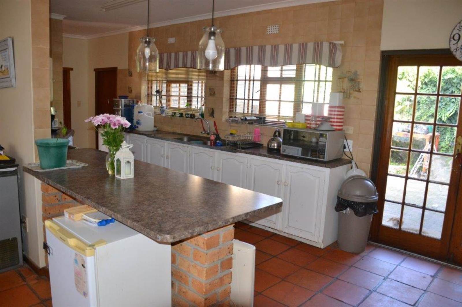 4 Bed House in Villiersdorp photo number 5