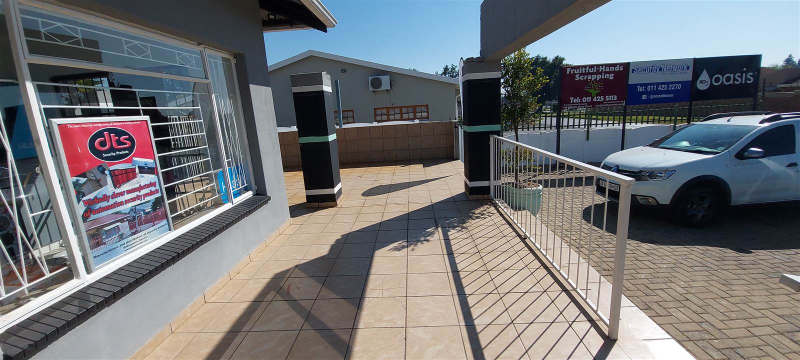 300  m² Commercial space in Northmead photo number 28