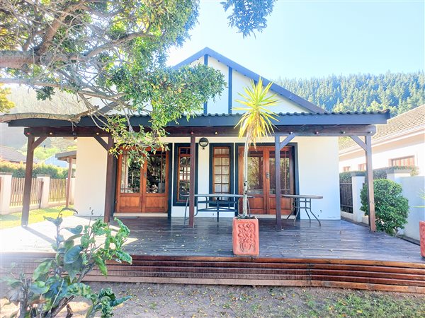 2 Bedroom House