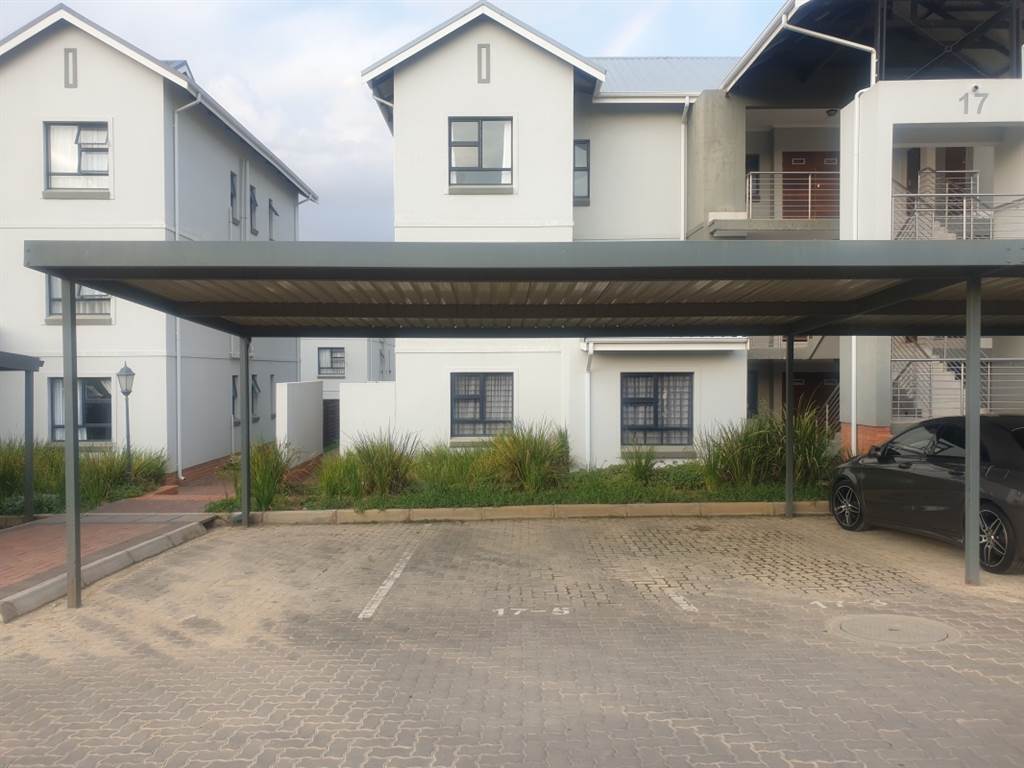 2 Bed Apartment in Modderfontein photo number 14