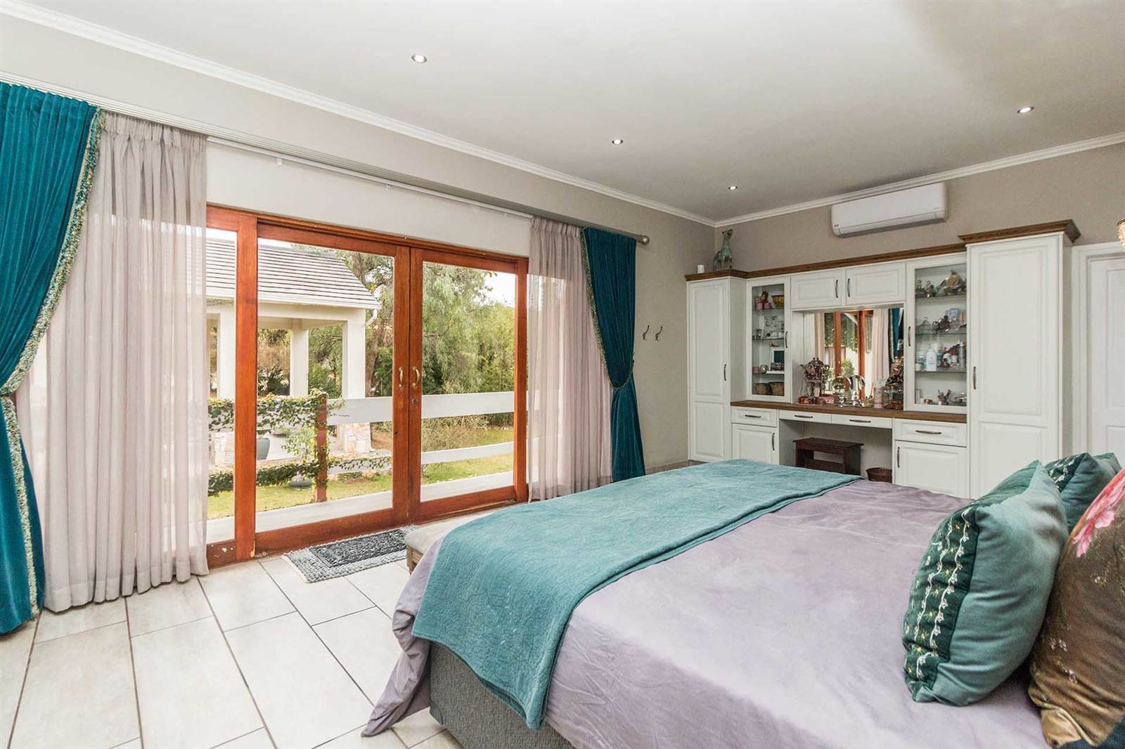 5 Bed House in Mooikloof Equestrian Estate photo number 26