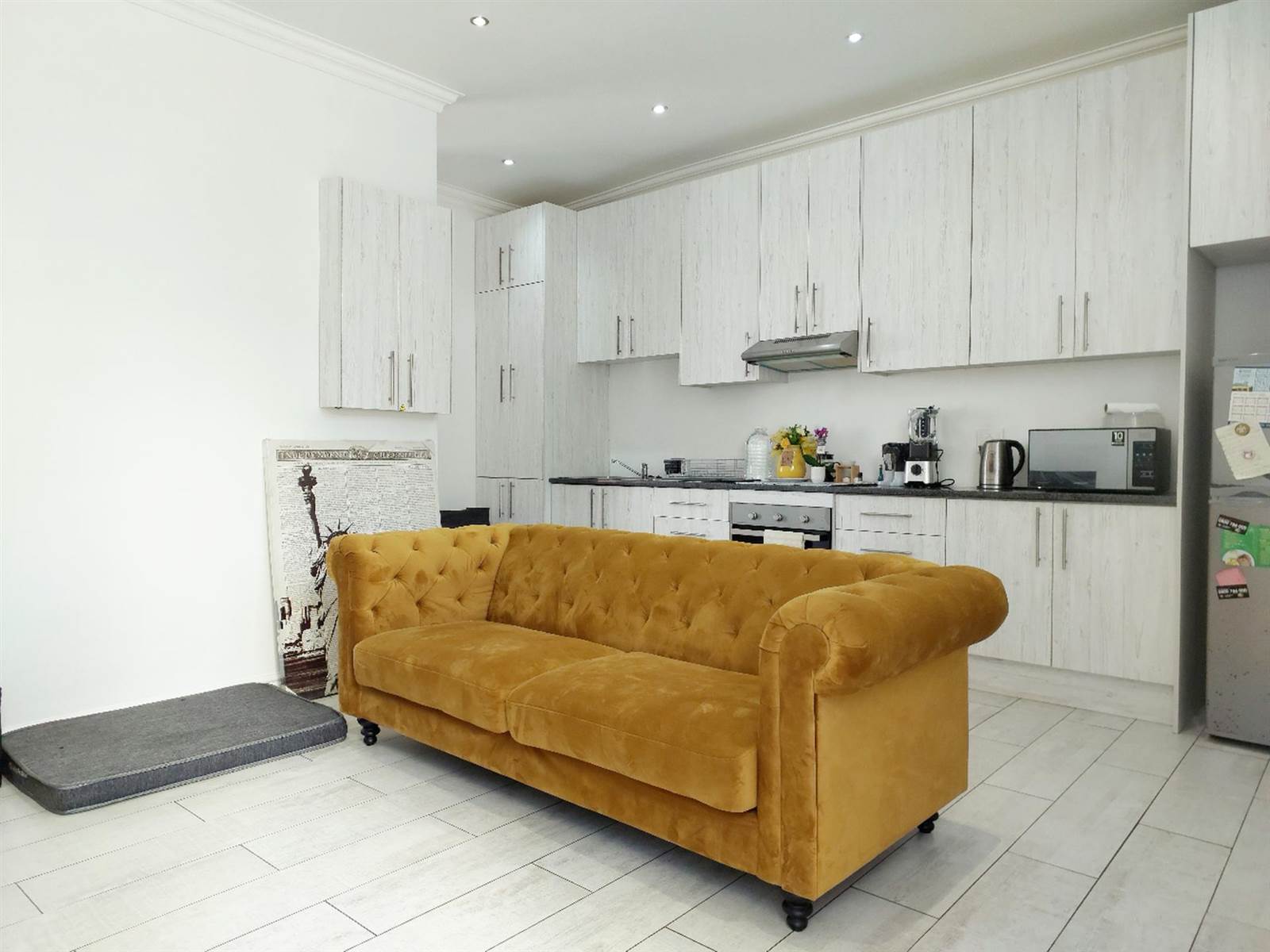 2 Bed Townhouse in Plumstead photo number 1
