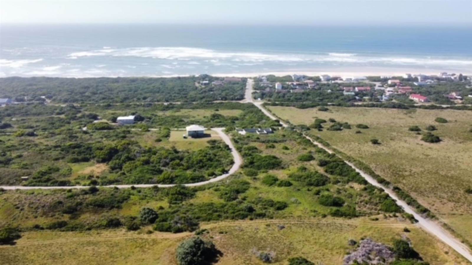 1011 m² Land available in Cannon Rocks photo number 1