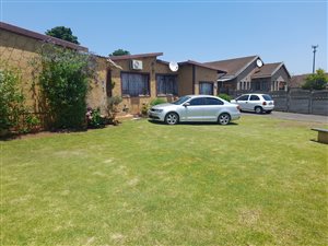 5 Bed House in Howick West