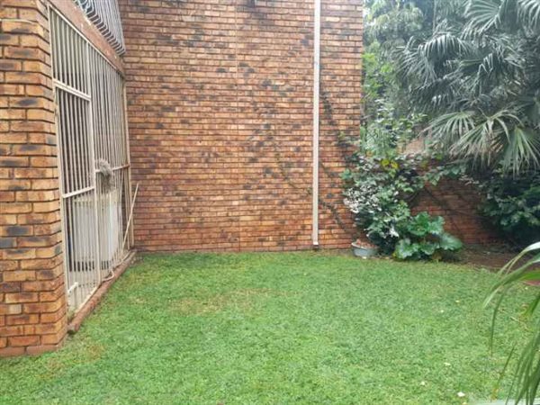 3 Bedroom Townhouse 3 Bedroom Townhouse
