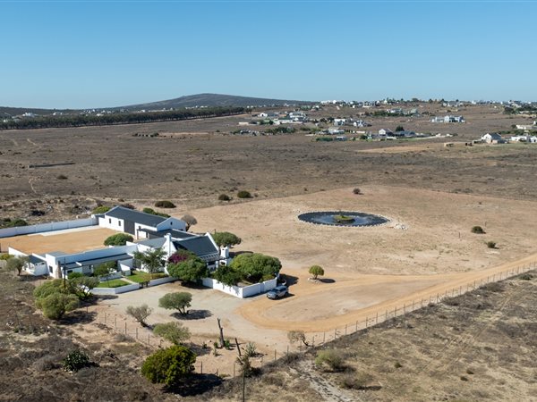 9 Bedroom House 9 Bedroom House