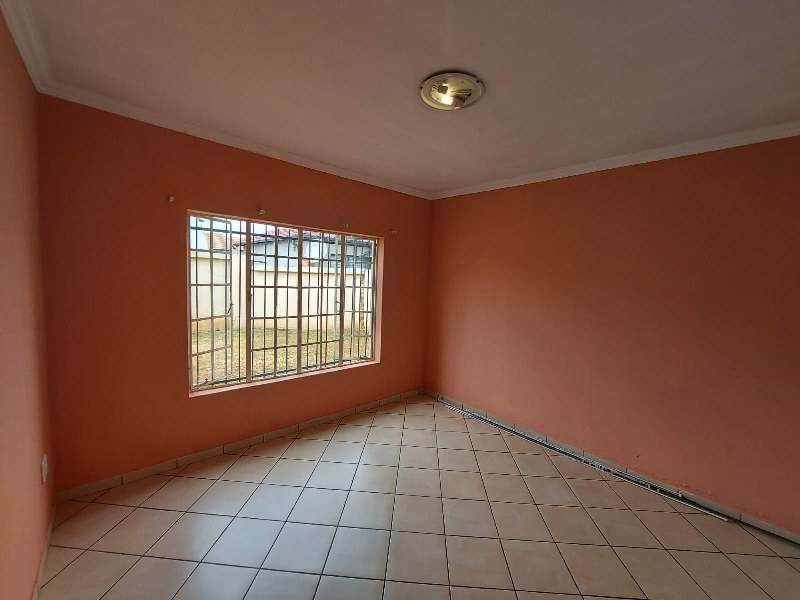 3 Bed House in Doornpoort and surrounds photo number 20