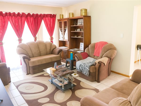 2 Bedroom Townhouse 2 Bedroom Townhouse