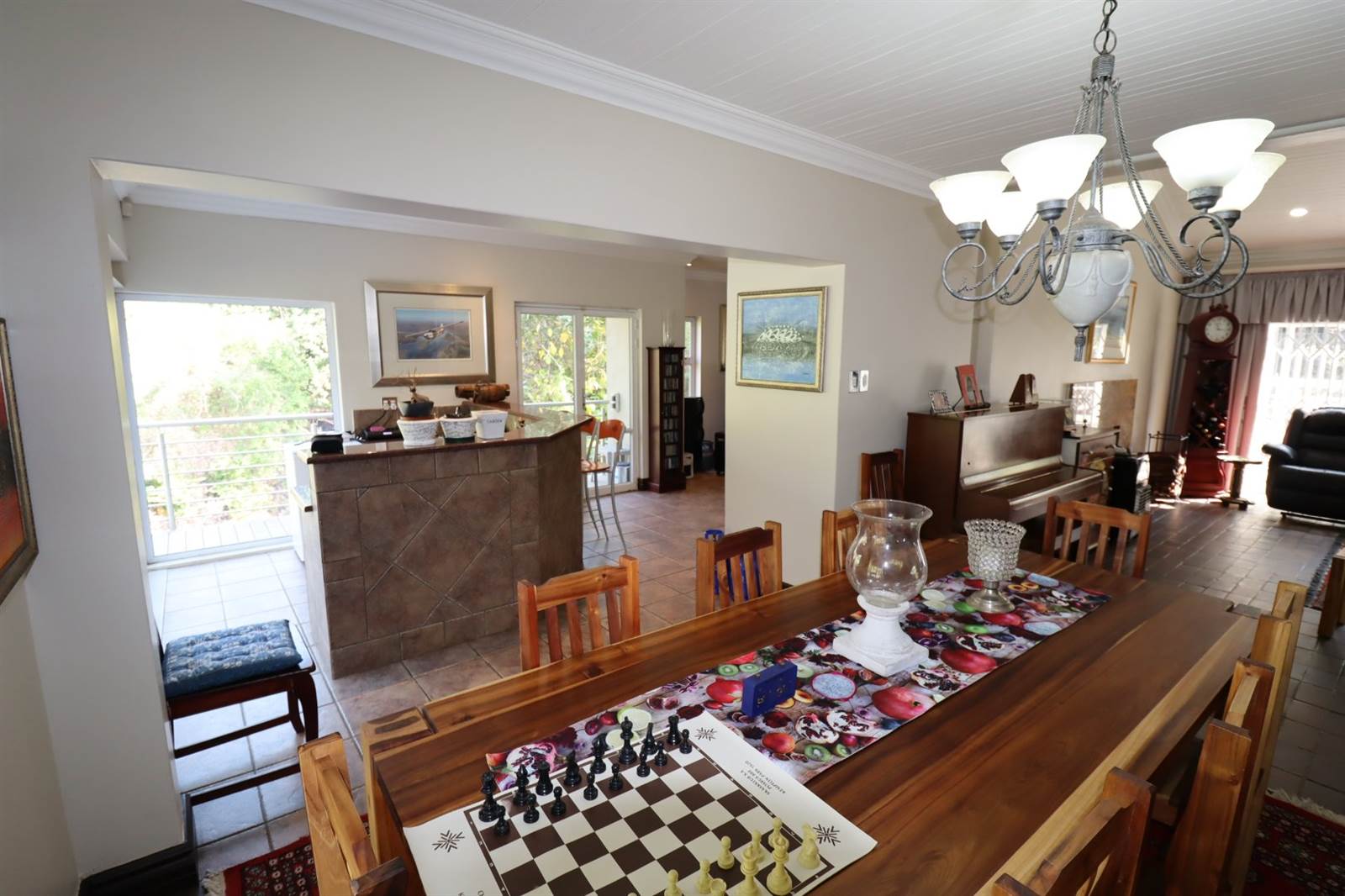 5 Bed House in Waterkloof photo number 19