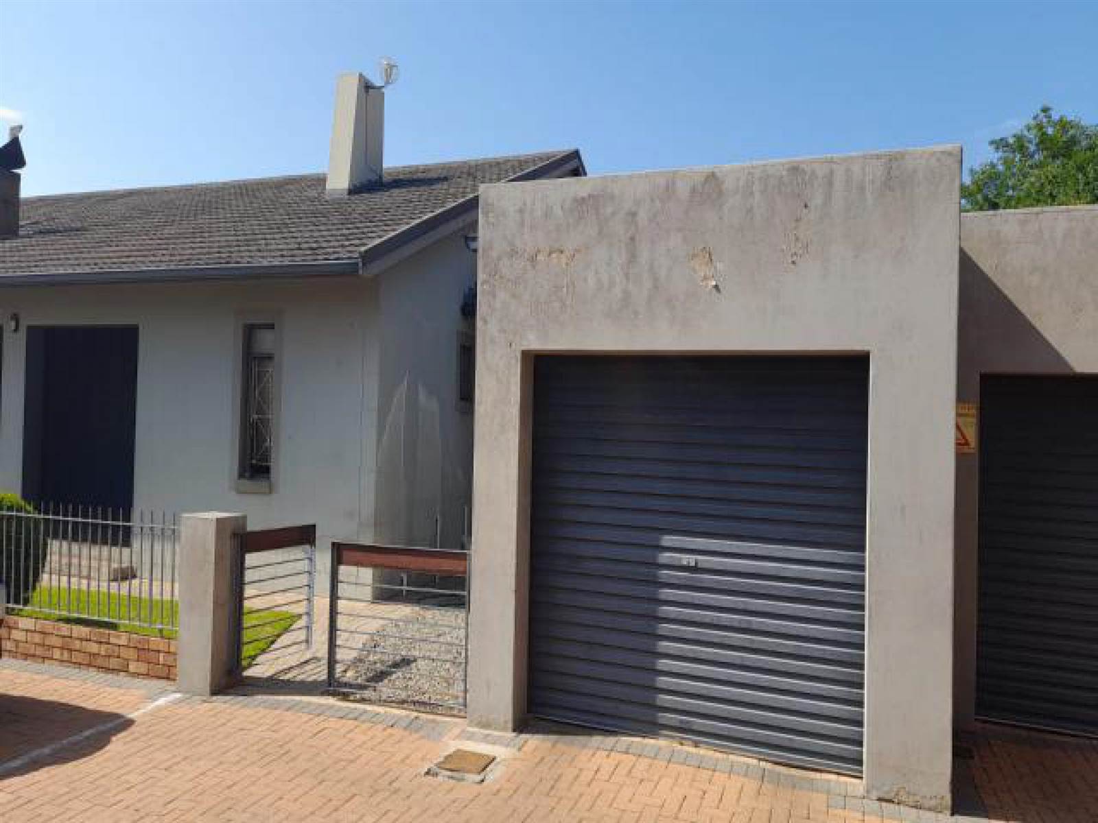 3 Bed House in Potchefstroom Central photo number 3