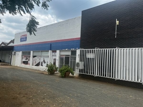 1000  m² Commercial space in Hartswater