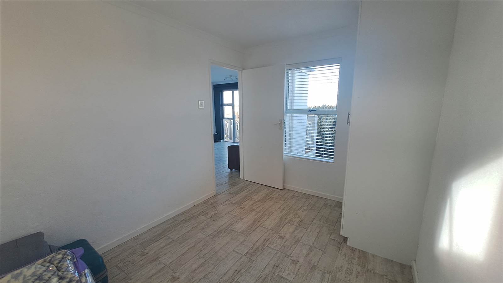 2 Bed Apartment in Westcliff photo number 8