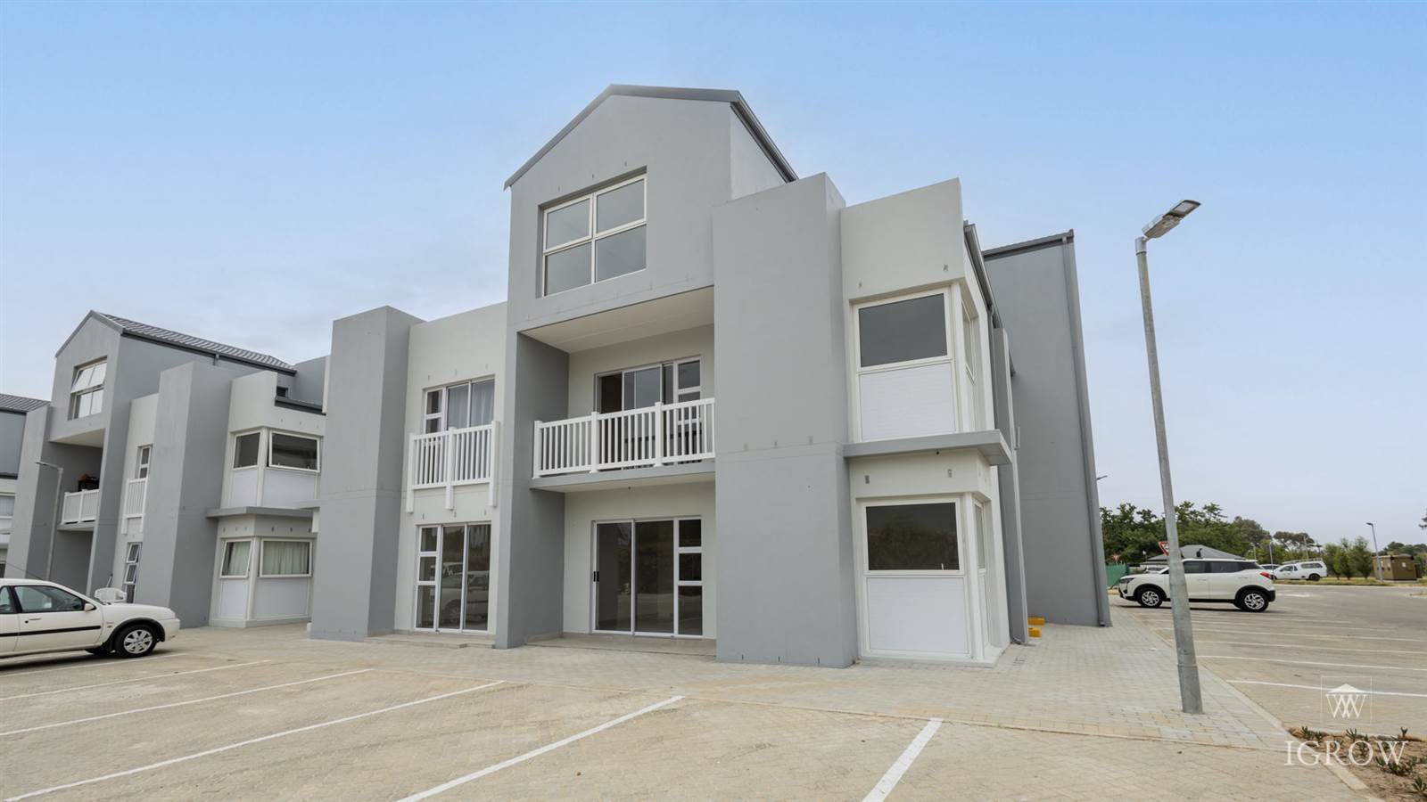 2 Bed Apartment in Klein Parys photo number 25