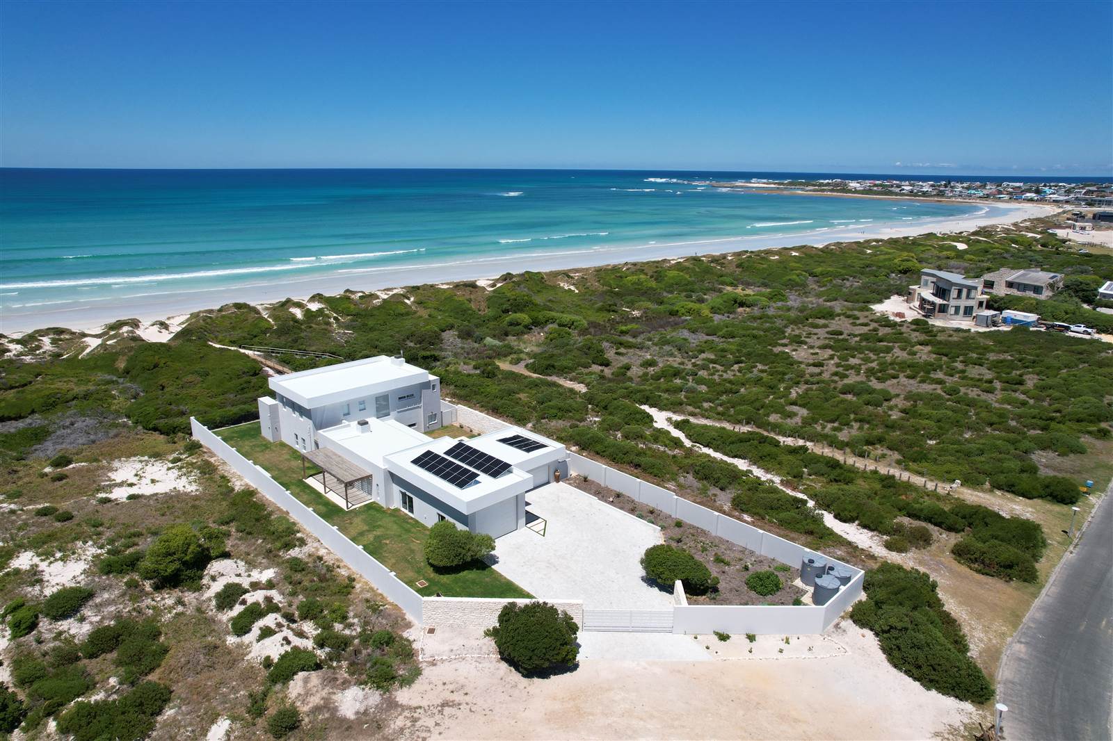6 Bed House in Struisbaai photo number 5