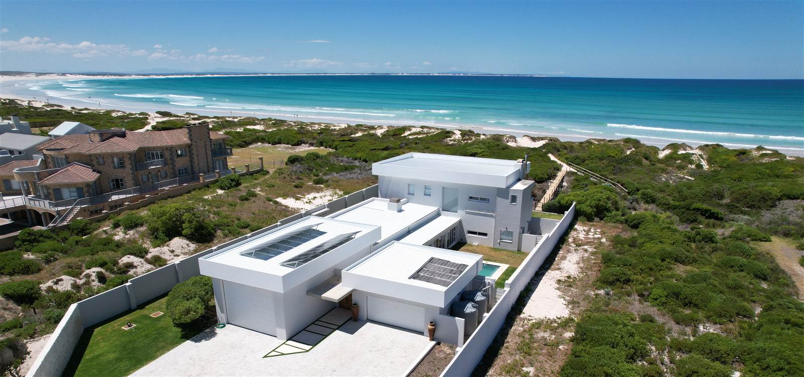 6 Bed House in Struisbaai photo number 8