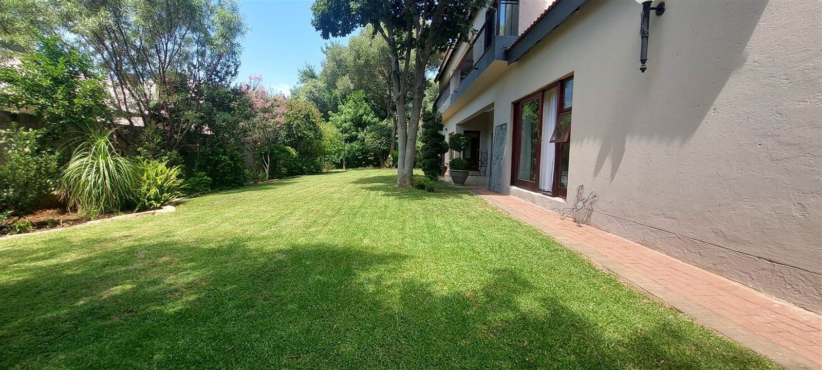 3 Bed House in Magalies Golf Estate photo number 29