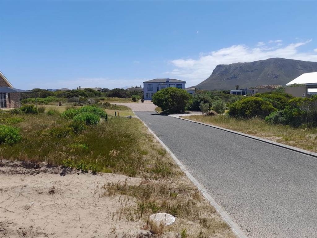 600 m² Land available in Kleinbaai photo number 8