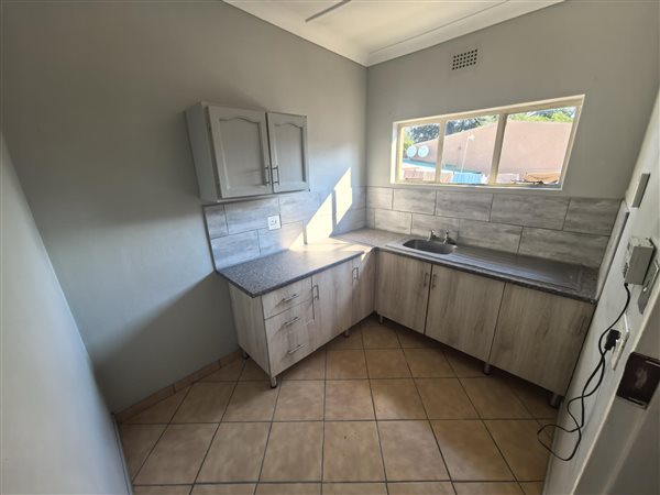 1 Bedroom House