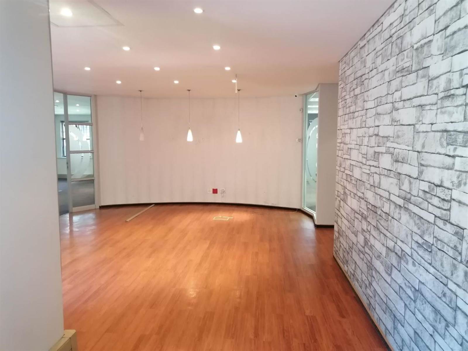 408  m² Commercial space in Bryanston photo number 4