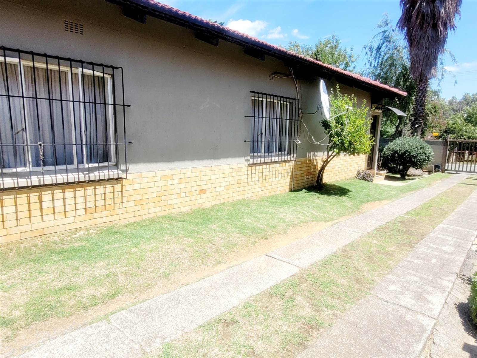 3 Bed House in West Turffontein photo number 19