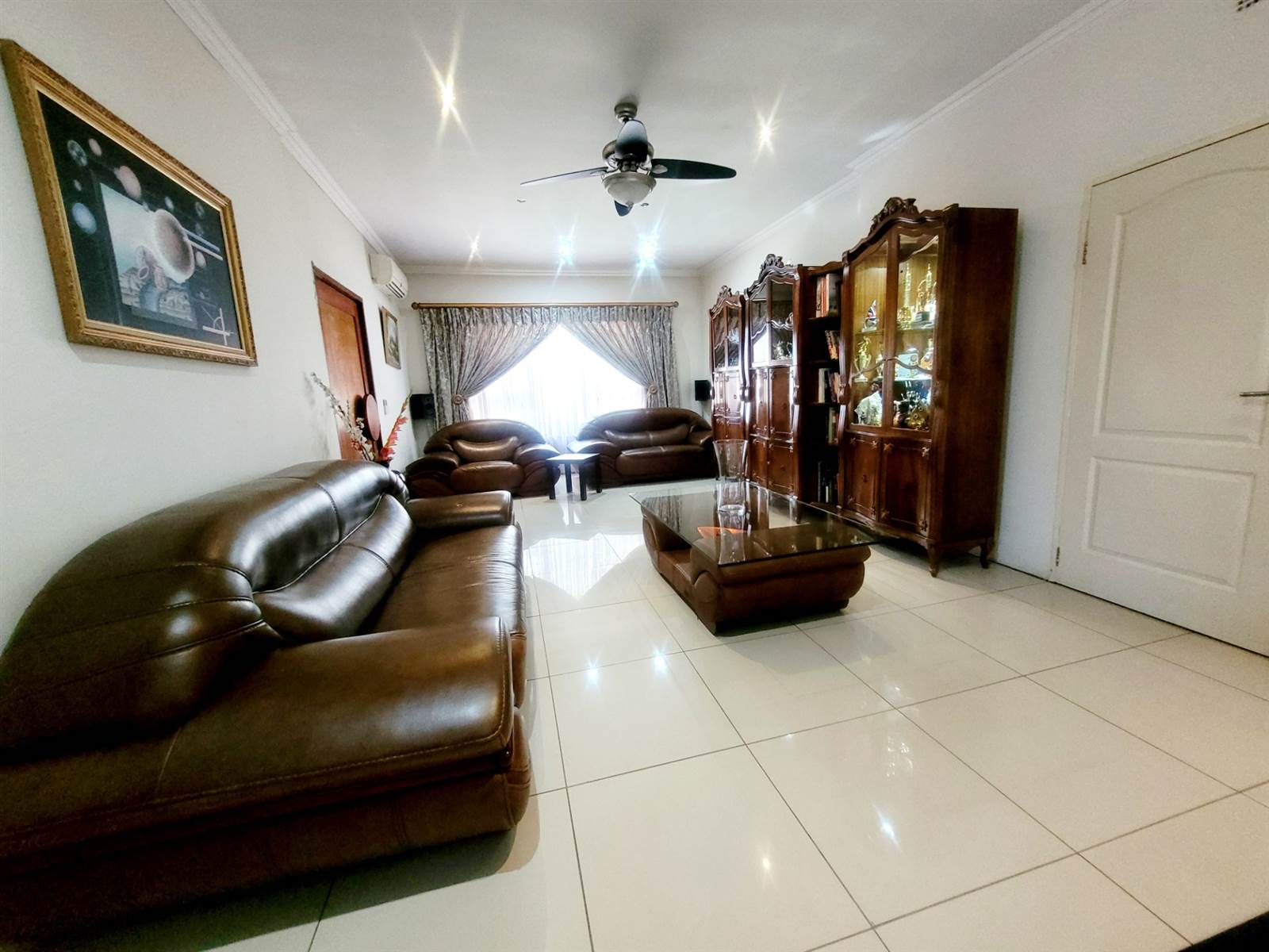 3 Bed House in West Turffontein photo number 7