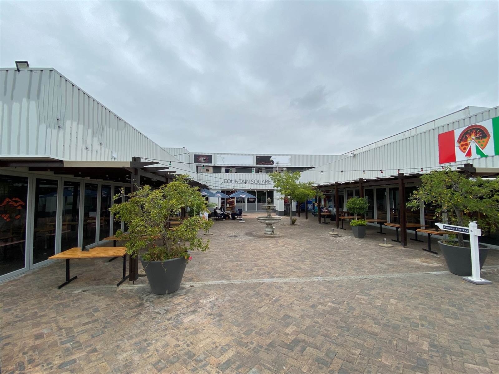 72  m² Commercial space in Somerset West Central photo number 9