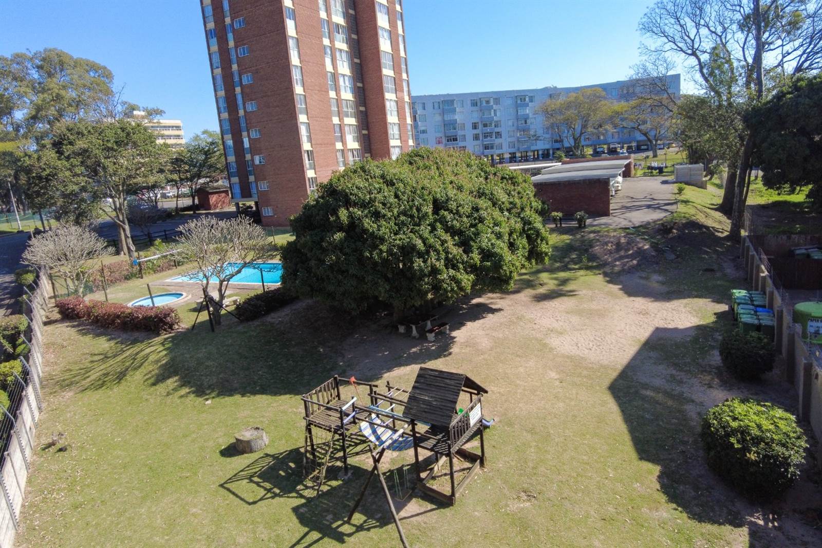 2 Bed Apartment in Pinetown Central photo number 24