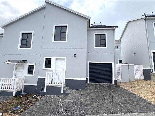 3 Bed Townhouse in Northpine