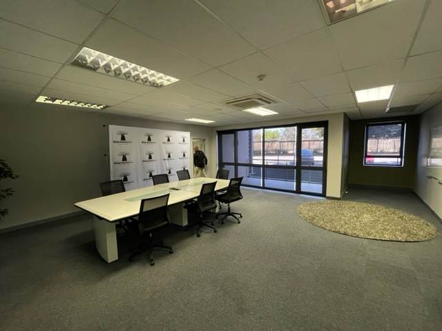 369  m² Commercial space in Irene photo number 16