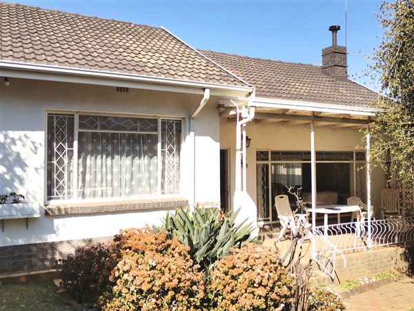 4 Bedroom House 4 Bedroom House