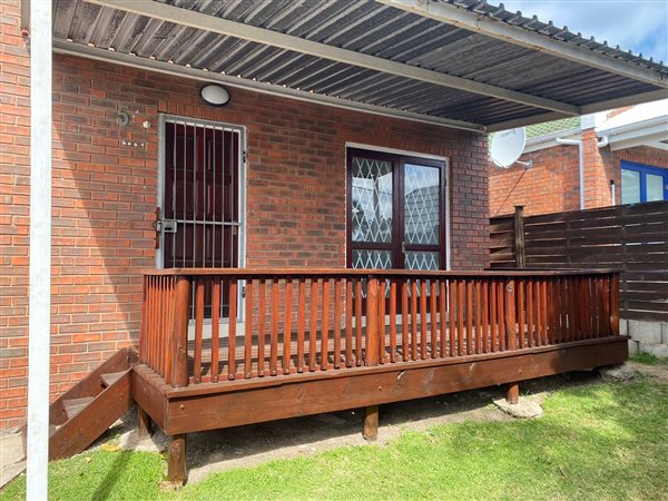 2 Bedroom Townhouse 2 Bedroom Townhouse
