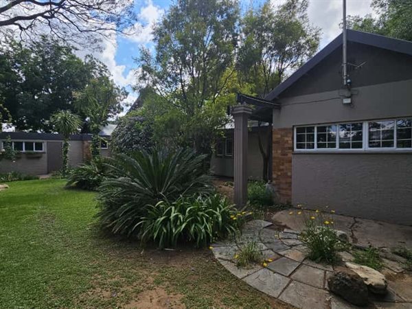 3 Bedroom House 3 Bedroom House