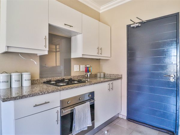 2 Bed Apartment in City Deep