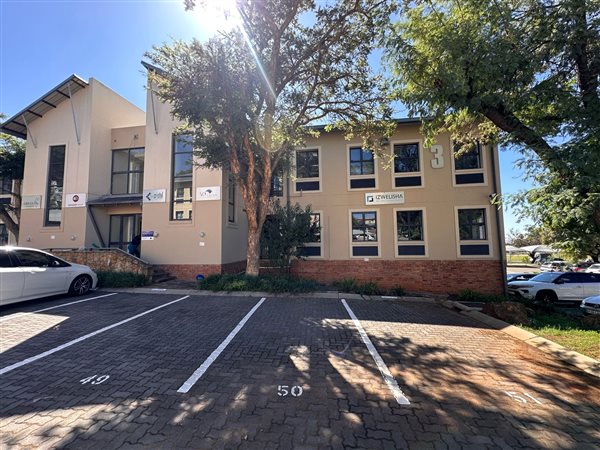 129.1 m² Commercial space 129.1 m² Commercial space