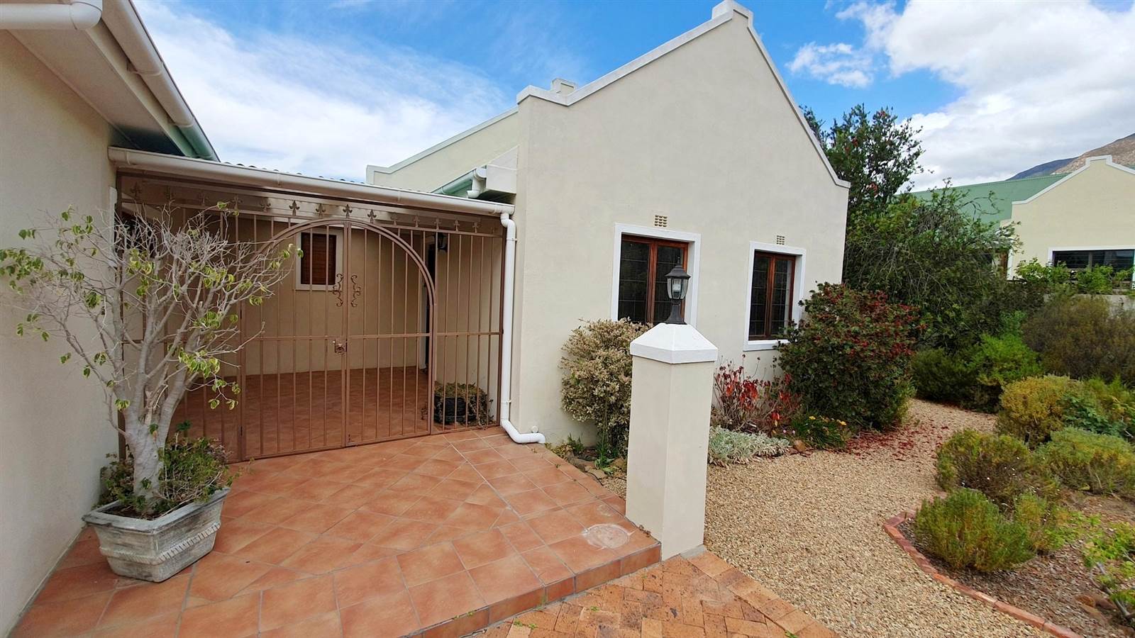 3 Bed House in Montagu photo number 23