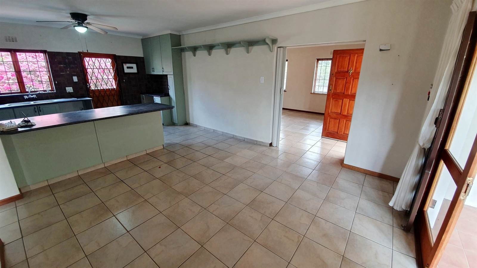 3 Bed House in Montagu photo number 7