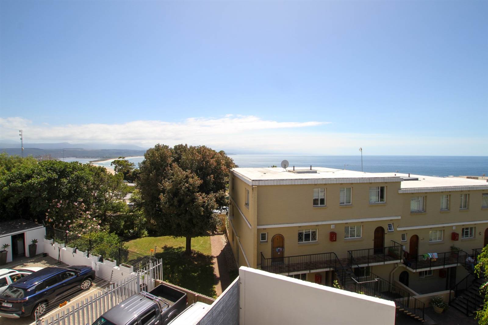 3 Bed Flat in Plettenberg Bay photo number 27