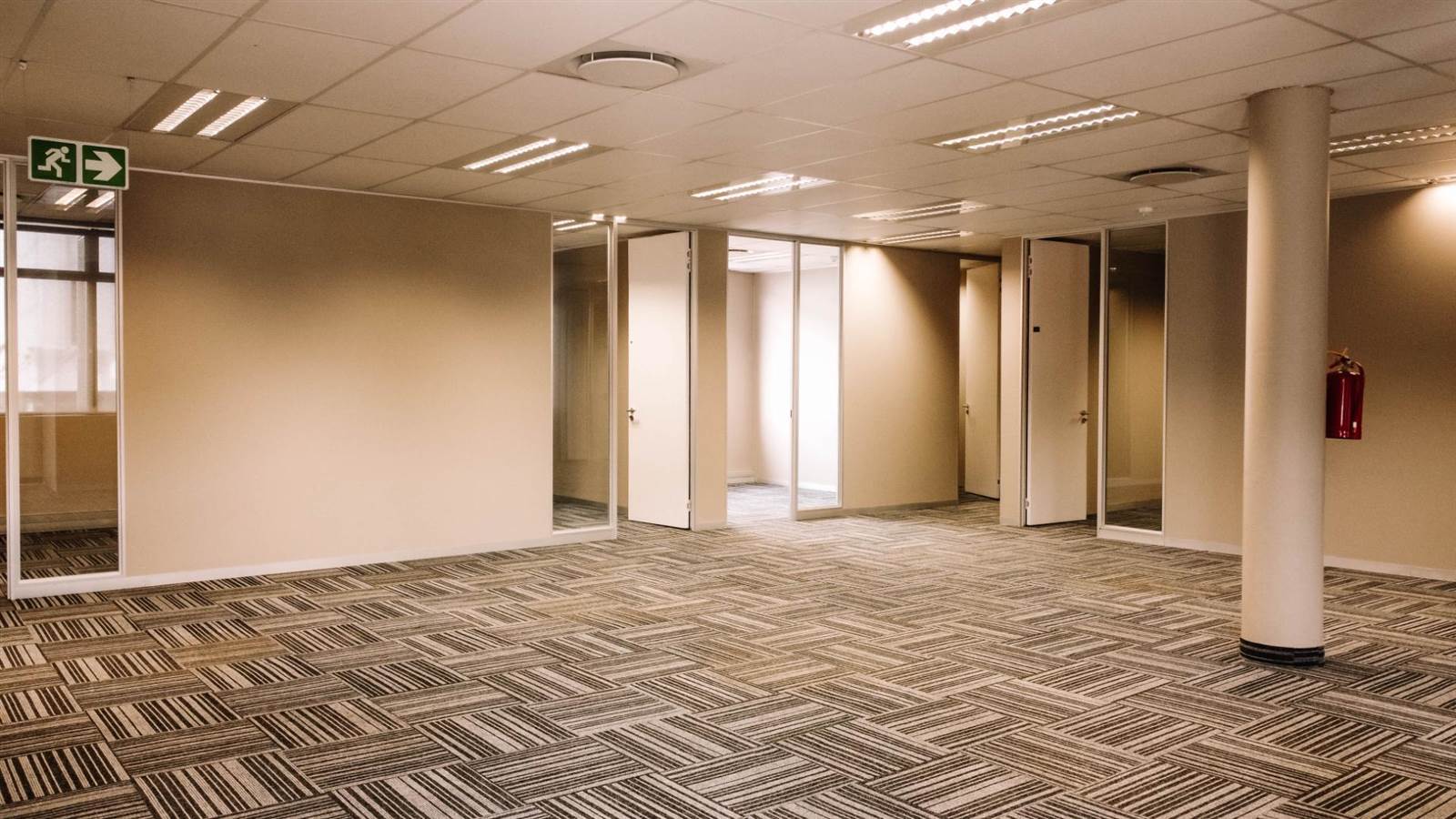 304  m² Office Space in Cascades photo number 5