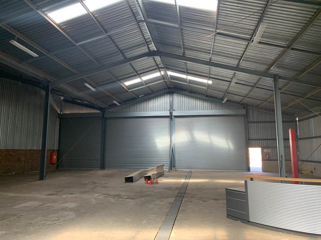 772  m² Industrial space in Clayville photo number 7