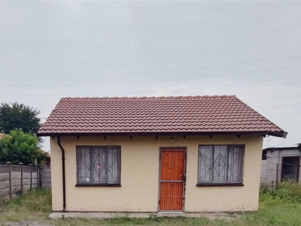 2 Bedroom House 2 Bedroom House