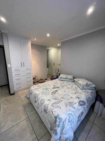 3 Bed House in Waterkloof photo number 28