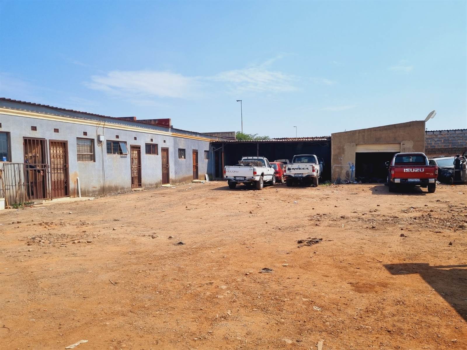 Commercial space in Katlehong photo number 5