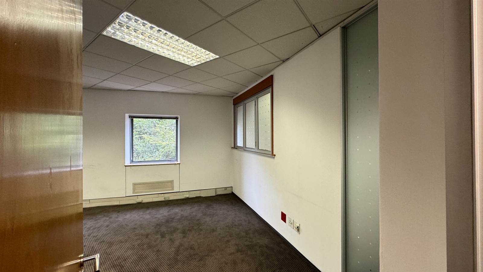 375  m² Commercial space in Woodmead photo number 26