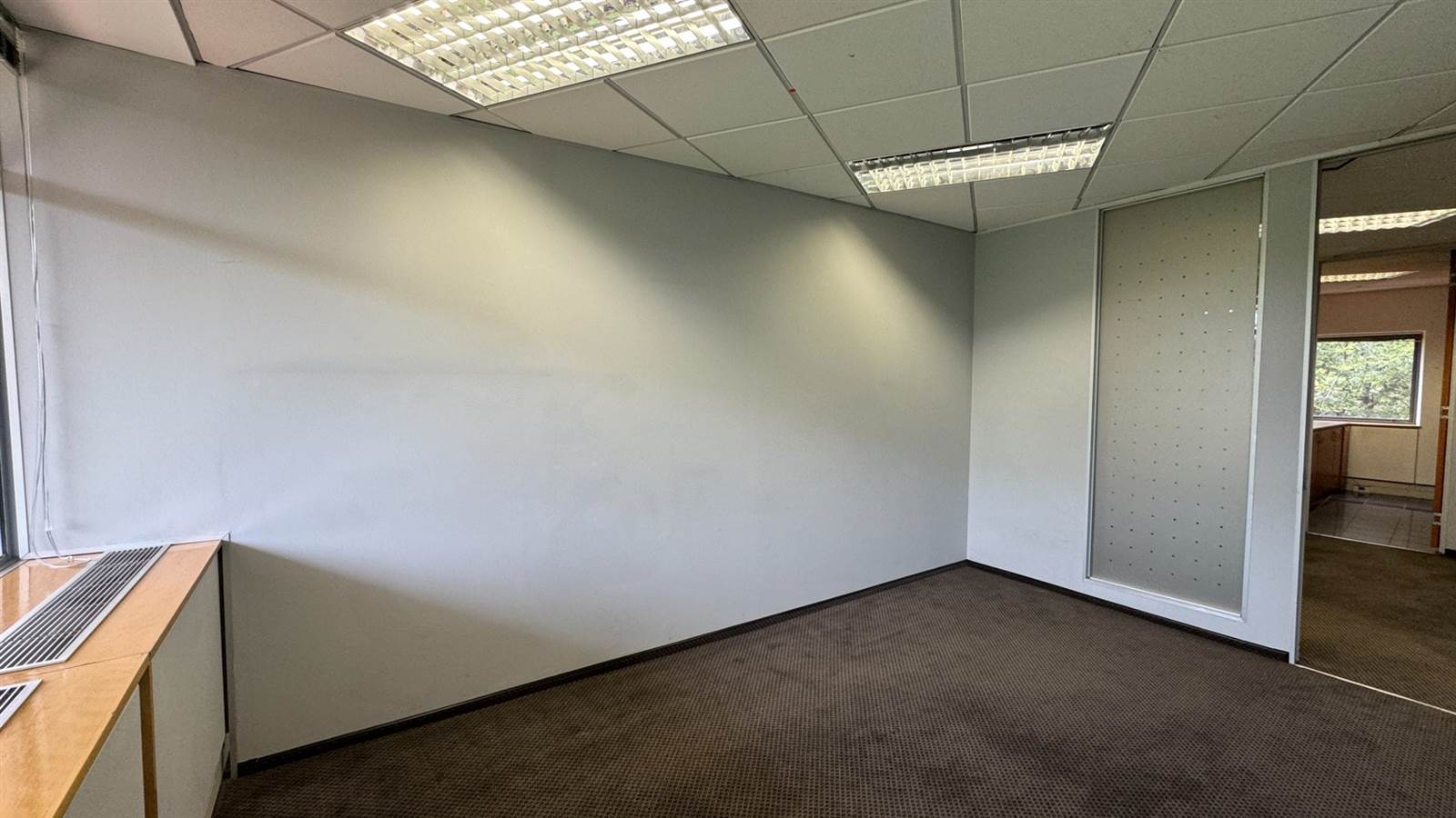 375  m² Commercial space in Woodmead photo number 22