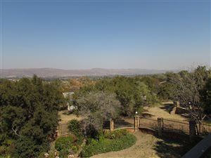 5.2 ha Farm in Kameeldrift West